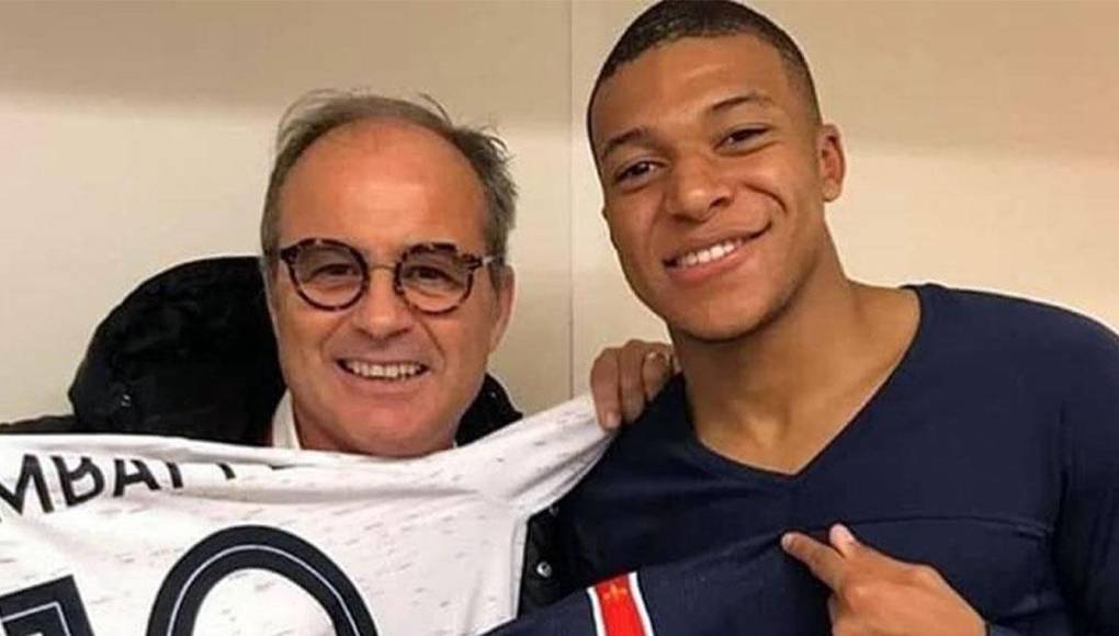 Luis Campos es uno de los hombres de confianza de Mbappé y, entre otros motivos, su excelente relación con la estrella francesa le llevó a recalar en el PSG.