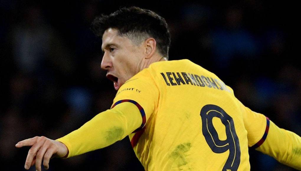 “Por supuesto que me hubiera gustado recibir el Balón de Oro algún día. No es que esté enfadado o triste porque aún no tengo este trofeo, pero mi sensación es que hubiera podido ganarlo en cualquiera de los dos años. Digámoslo así: si recibiera el Balón de Oro 2020 cuatro años después, no me sentiría ofendido. Sería un gran honor y aceptaría el premio”, indicó el delantero polaco en una entrevista con el diario alemán Bild.