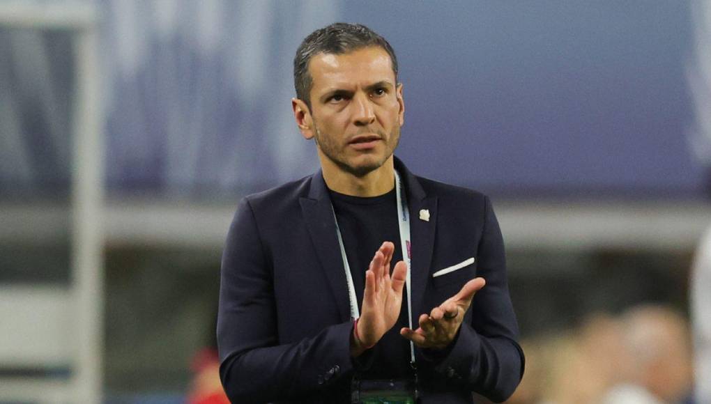 Jaime Lozano es objeto de críticas por la derrota de México ante Estados Unidos e inclusive se menciona que podría ser cesado-.