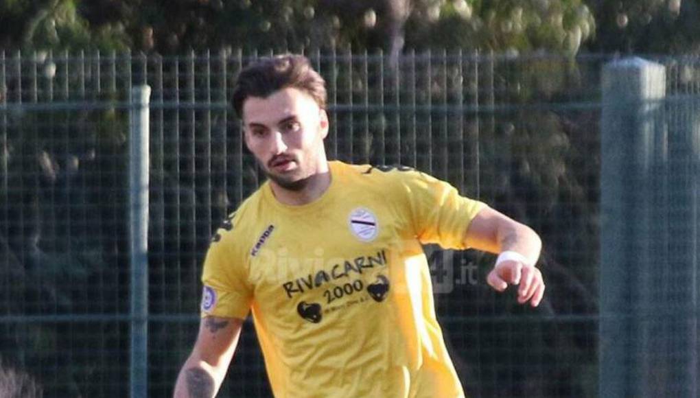 El futbolista tendrá que cumplir condena perpetua, además de pagar una indemnización a los familiares de la víctima que ya lo había denunciado por acoso semanas atrás.