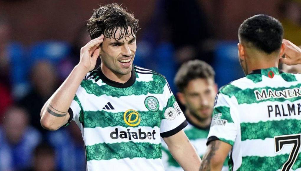 Celtic celebrando uno de los cinco goles del Celtic. 