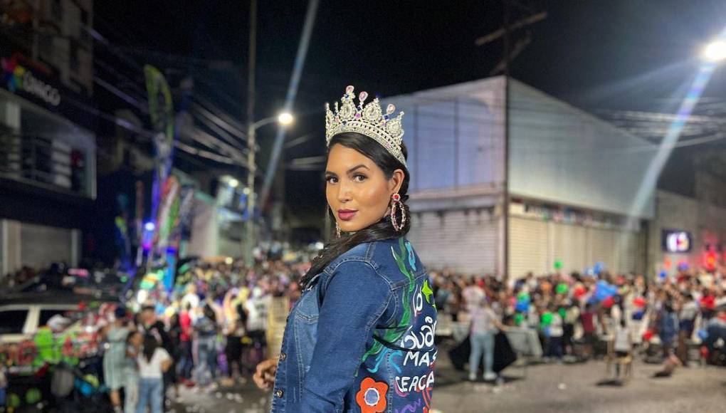 Al parecer, la joven tenía “desgaste maxilofacial” y a consecuencia de esto “un pequeño bulto” se le formó en el labio superior. 