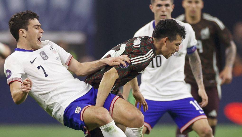 “Como dije, hay que ser autocríticos, ver qué es lo que faltó y seguir trabajando”, agregó el jugador del PSV.