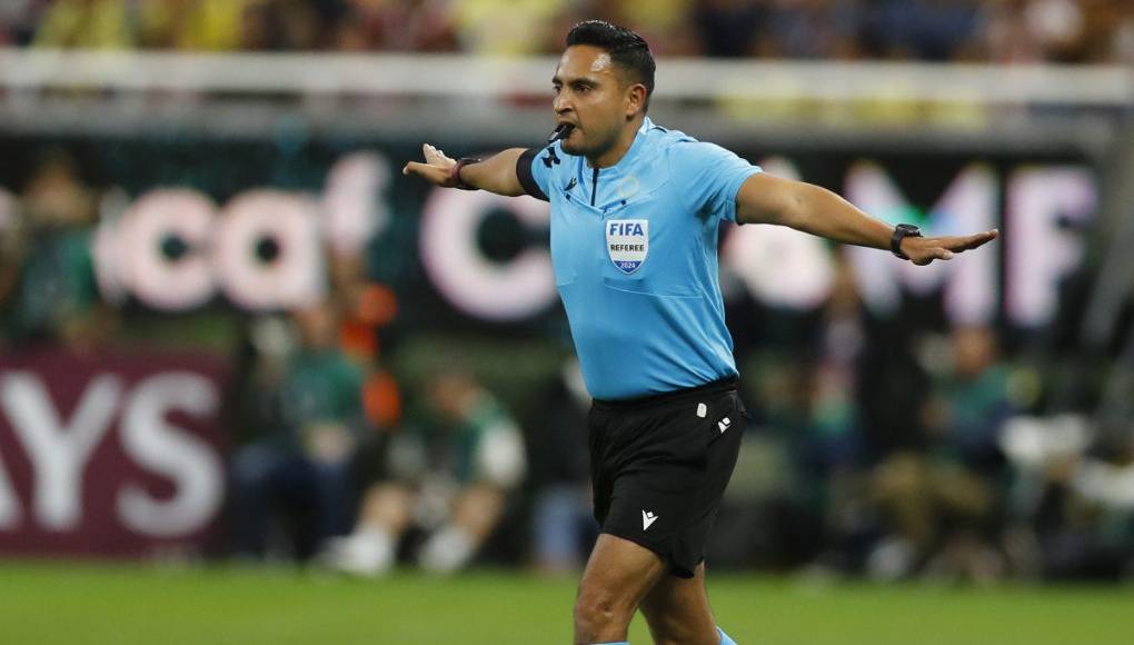 Saíd Martínez tendrá que dar una declaración sobre estos incidentes racistas, según el comunicado de Concacaf.