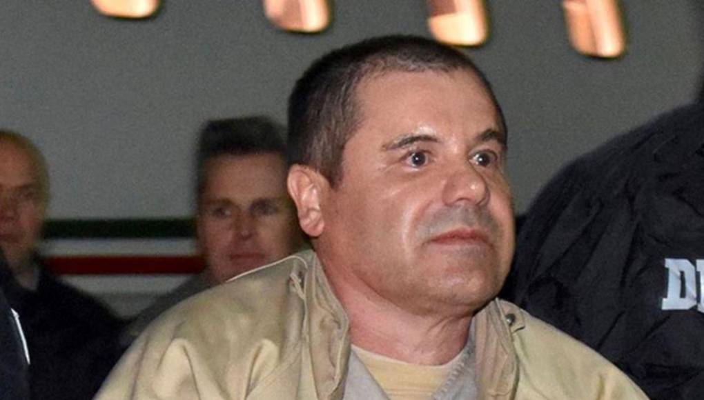 Desde entonces el capo se encuentra recluido en el penal de máxima seguridad Supermax, en Colorado, una fortaleza virtualmente impenetrable y que según fuentes, las únicas visitas que recipe el exjefe del cártel de Sinaloa son su abogada, la puertorriqueña Mariel Colón, y las mellizas que tuvo con la recientemente liberada Emma Coronel.