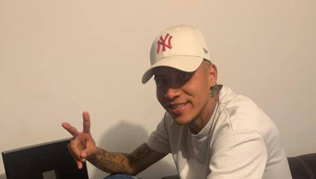 Los primeros reportes indican que el exceso de velocidad habría sido el factor principal del incidente que cobró la vida del futbolista de 28 años. Debido al fuerte impacto, el Puma Chávez no sobrevivió y murió en el lugar de manera instantánea.