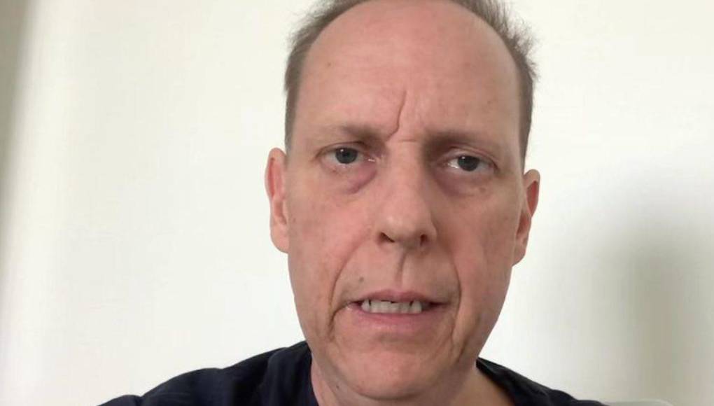 El narrador ya había revelado hace unos meses que se encuentra luchando ante esta dura enfermedad, que ha afectado notablemente su estado físico.