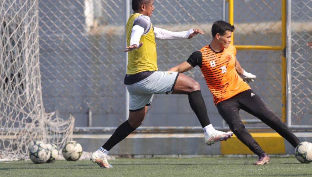 Carlo Costly forma parte del Lone FC de la Liga de Ascenso de Honduras.