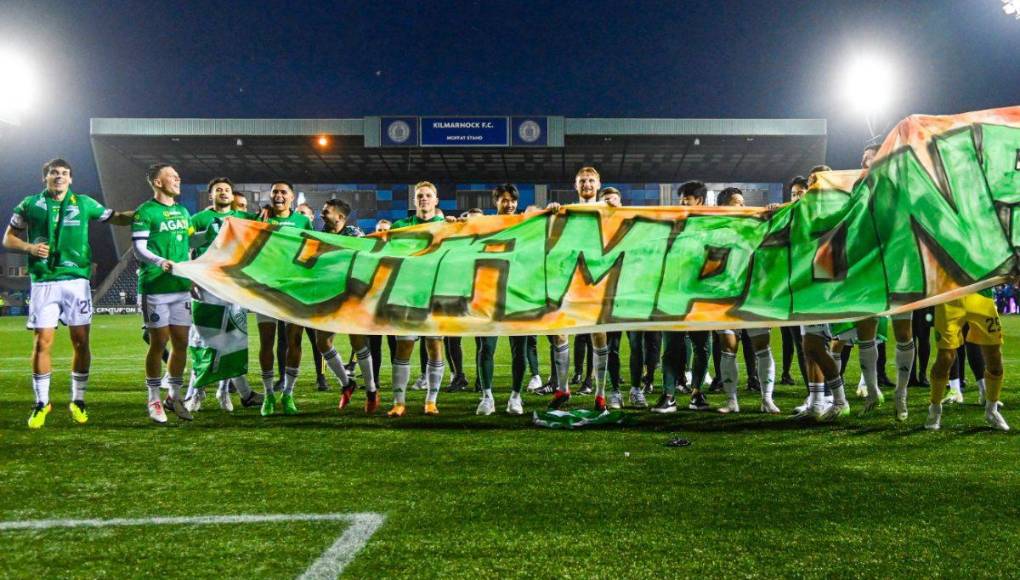 Celtic de esta manera alza su título 54 en su historia de la Liga de Escocia siendo el segundo equipo más ganador de dicho país por detrás de su enconado rival Rangers que cuenta con 55.