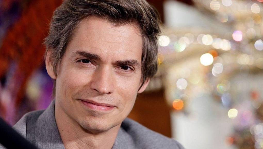 En una entrevista con EFE, Baute, con 50 años recién cumplidos, asegura: “sobre todo, muy agradecido porque llevo 30 años viviendo de mi pasión, de la composición, de la música, de lo que me gusta”. Y confiesa que mantenerse tres décadas “en cualquier oficio, no es fácil, y esto se lo debo a toda la gente que está allí apoyando mi música”.