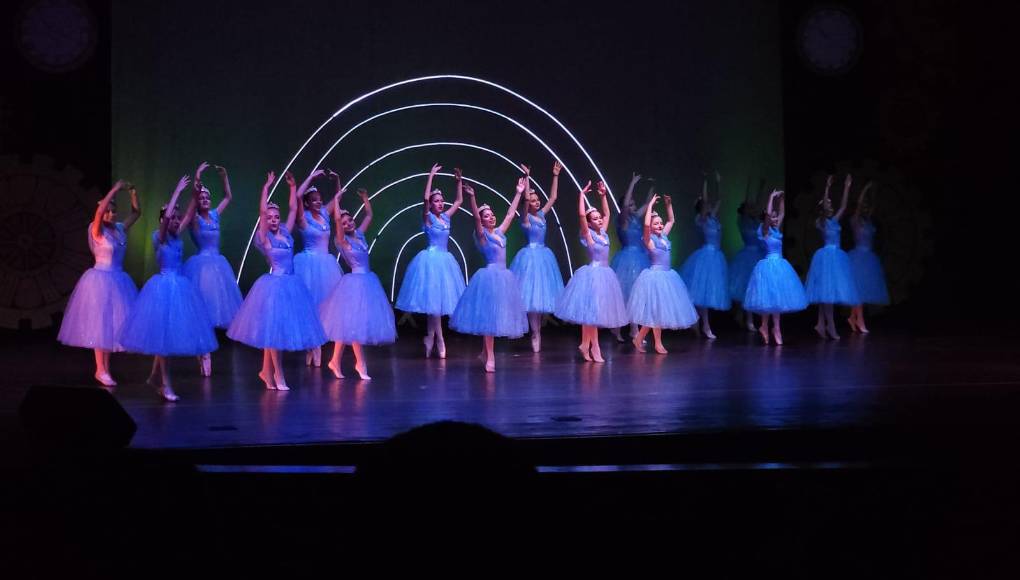 Ballet, tap y jazz en las presentaciones de la aclamada Academia de Bellas Artes