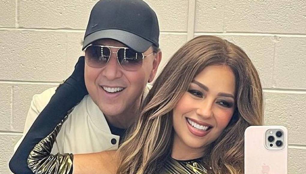 Tommy Mottola, por su parte, no tardó en reaccionar ante la publicación de Thalía. Dejó tres emojis de corazones, tres de llamas de fuego y tres de palmas hacia arriba, sin dar mayores detalles sobre su percepción del mensaje.