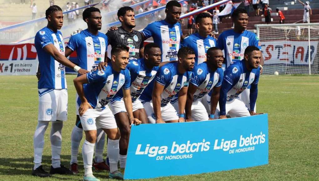 El 11 titular del Victoria que le sacó un empate al Olimpia.