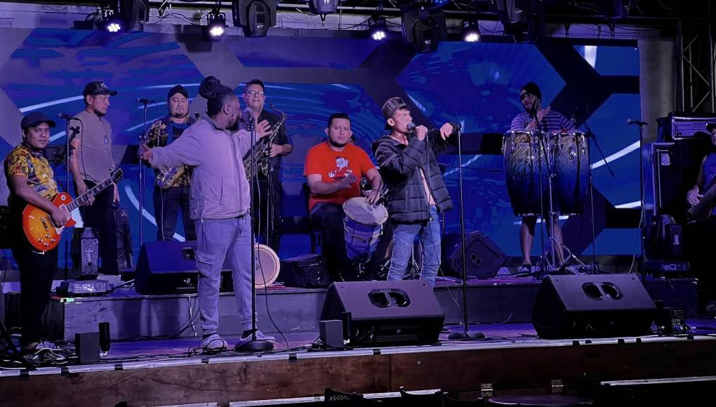 <b>ALTO COMANDO</b>Este jueves, el grupo llega a Rancho Dexamano en Aldea Caminos Nuevos en Lejamani, Comayagua. Mañana llegan al Centro Comunal de Costa de los Amates en Calicanto, Alianza Valle y el sábado estarán en Centro Social de Caridad, Valle.