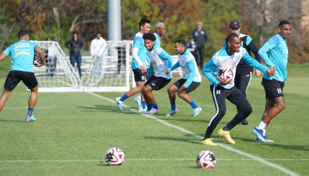 ”Tratamos de evitar grasas saturadas, chuchería. Todo debe de ser bajo en calorías, bajo en azúcar, sodio y cuidamos todos los detalles”.