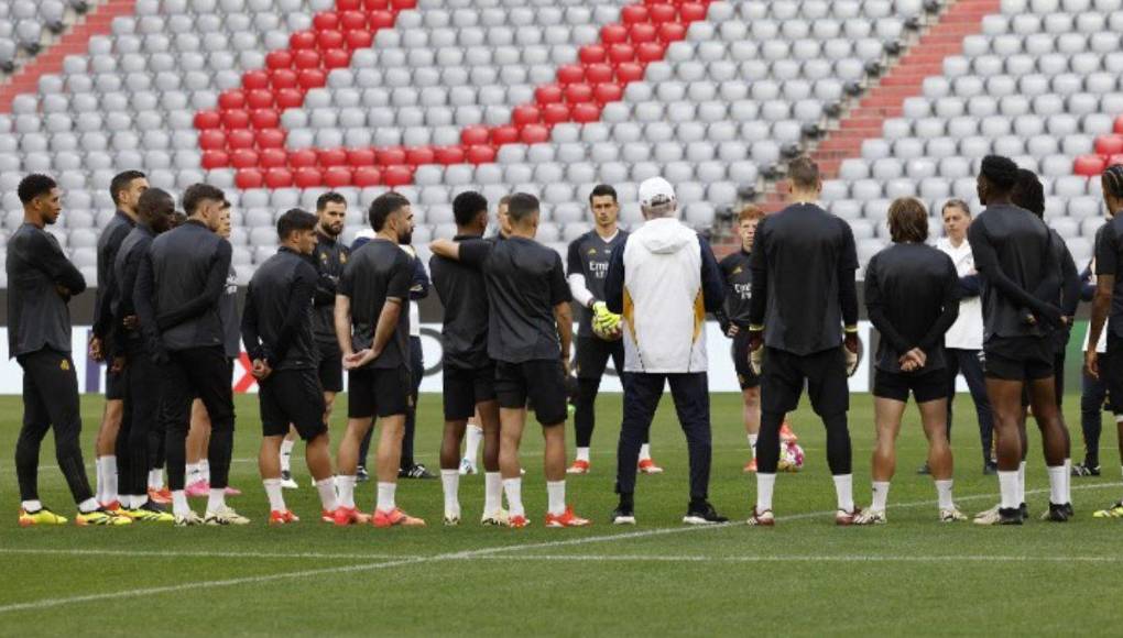 Bombazo. Prensa española informa la salida de uno de sus futbolistas en plena batalla ante Bayern Múnich por las semifinales de Champions League.
