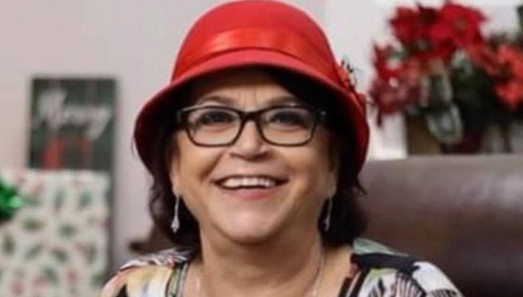 Al iniciar su participación en el programa, Doña Rosa Rivera comentó que ahora le tocaba a ella “su posicionamiento”, ya que no le han permitido entrar a la mansión de ‘La Casa de los Famosos’.