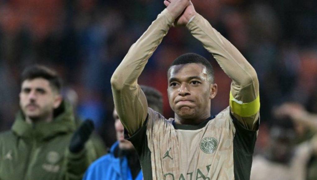 Según apuntan en Francia, el PSG ya habría decidido quien será el sustituto de Mbappé después de que, como todo parece ocurrir, termine fichando por el Real Madrid. 