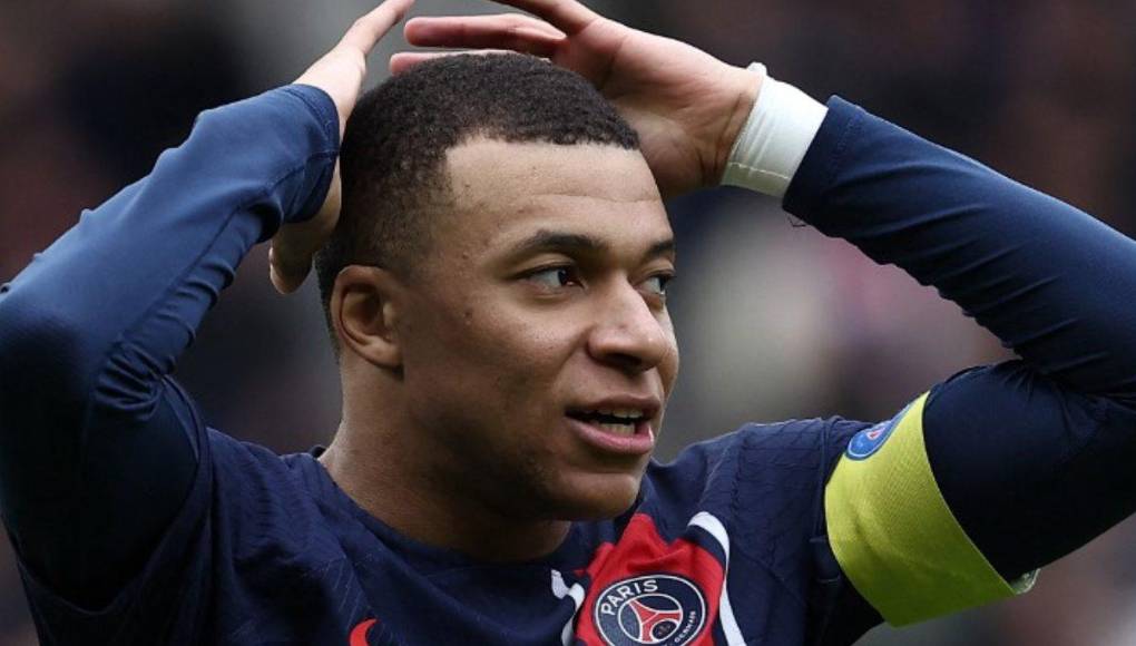 De todos es sabido que Kylian Mbappé le comunicó al PSG que no continuará en el club para la próxima campaña y todo apunta a que su nuevo destino será el Real Madrid.