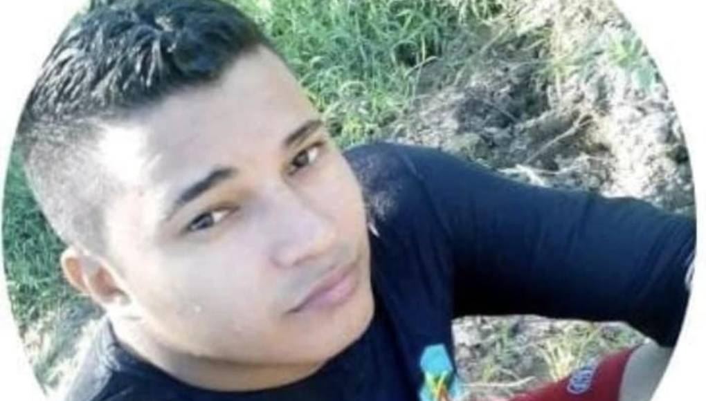  Denis Omar Antunez era de Olanchito Yoro vivía en la colonia La Libertad nos criamos juntos desde que el nació porque nació en mi casa”, informó uno de sus amigos cercanos. 