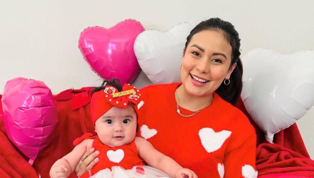 Elsa Oseguera se convirtió en madre hace 8 meses y ha compartido en sus redes sociales como ha sido su proceso desde el embarazo hasta la maternidad. 