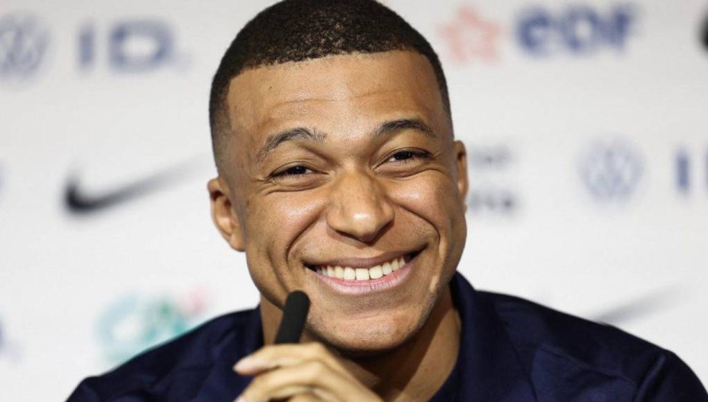 ¿Pero cuándo lo va a decir? “Lo anunciará antes de la Eurocopa. Lo anunciará cuando el PSG sea eliminado de la Champions o si el Real Madrid queda eliminado de la Liga de Campeones contra el Manchester City (en cuartos) o en semifinales”, explicaba.