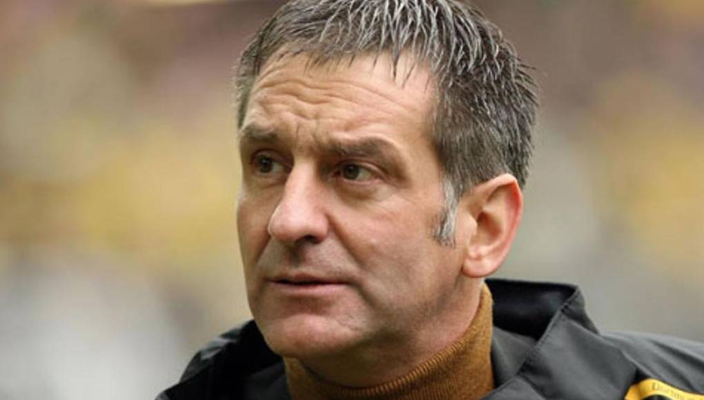 “Una Navidad gasté más de 26.000 euros en ropa para mi nueva novia. Pagué más de un millón de euros por mi casa, pero en un momento los alguaciles estaban en mi puerta”, admite Immel en la entrevista.