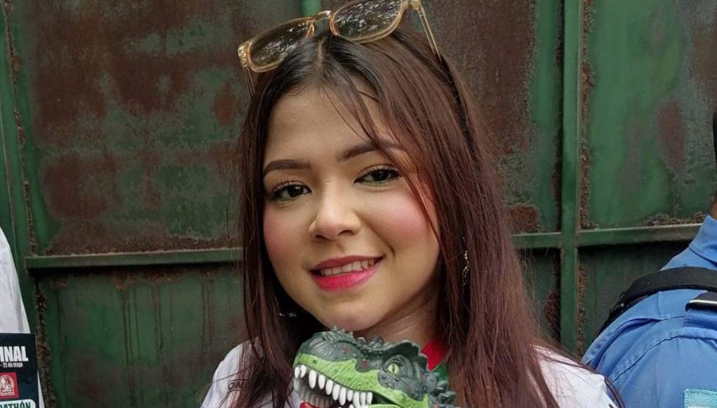 Una chica del Marathón que llegó con mucha ilusión.