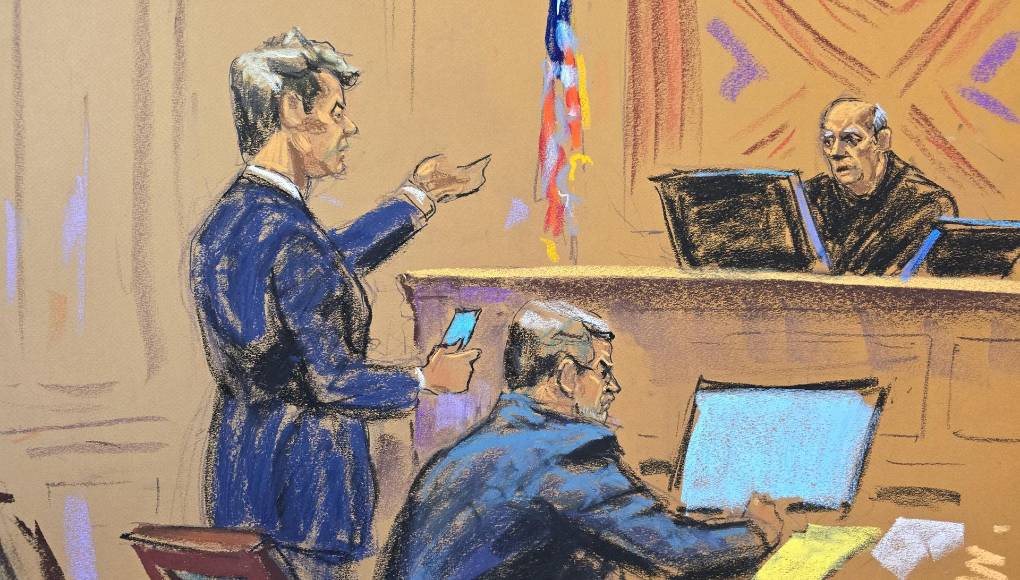 Quienes apoyaban a Juan Orlando y creían en su inocencia salieron de la Corte igual de cabizbajos que él. Entre ellos estaban sus dos abogados, Renato Stabile y Raymond Colon, al igual que dos mujeres que son parte de su familia.