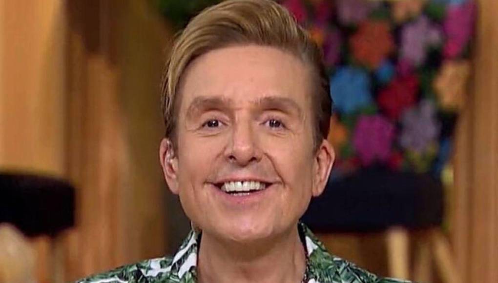 Recientemente, el médico internista e influencer conocido como ‘Mr. Doctor’ ofreció una perspectiva médica sobre la supuesta situación de Daniel Bisogno, sugiriendo que una cirrosis podría haber complicado la neumonía del presentador. Según el análisis del especialista, las várices esofágicas que padeció Daniel podrían ser indicativas de una cirrosis hepática, una condición que tanto Bisogno como sus compañeros han negado en repetidas ocasiones.