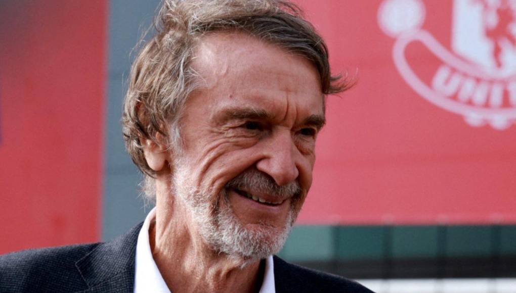 El nuevo copropietario del Manchester United, Jim Ratcliffe, aseguró que su apuesta por devolver a la cima al club inglés no pasa por el fichaje de grandes estrellas como el de Mbappé.