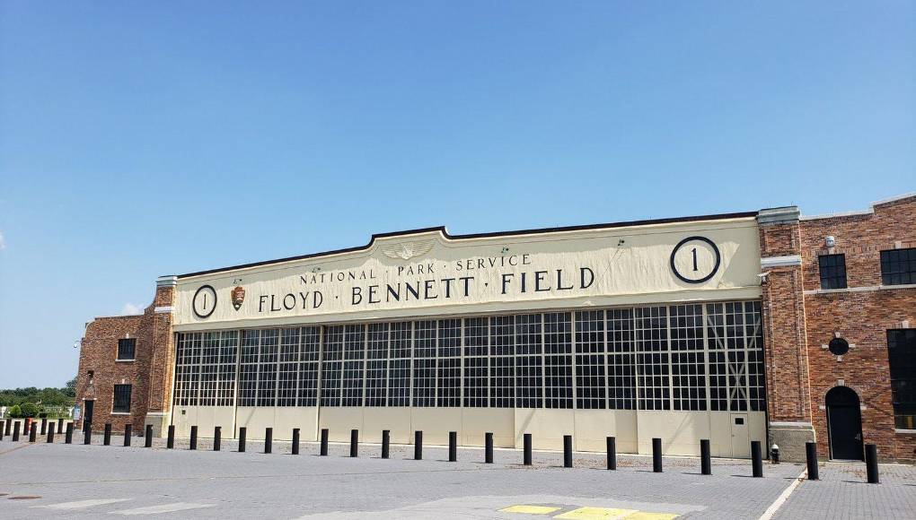 Puerta de entrada para millones de inmigrantes a Estados Unidos en el siglo XX, Nueva York está obligado por ley a proporcionar un techo a aquel que lo solicite. 