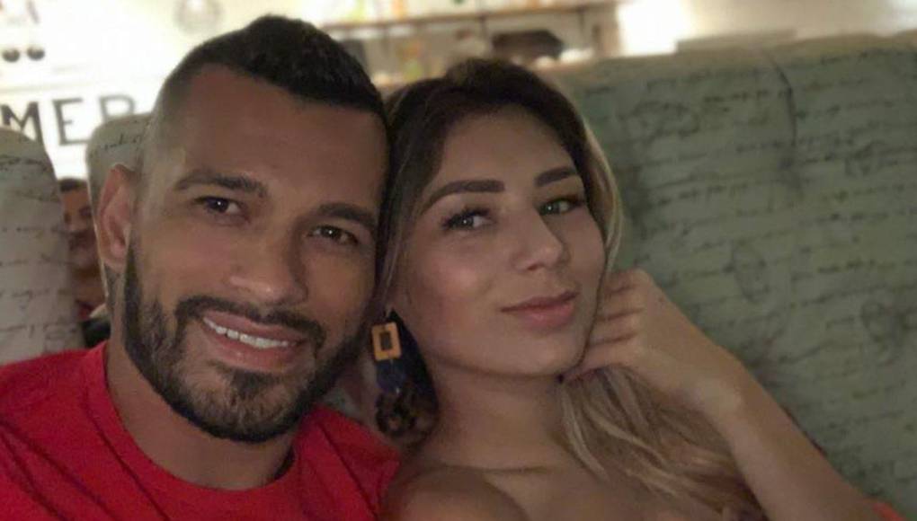 Cabe mencionar que Miguel Samudio tiene pareja. El defensor todavía guarda silencio sobre esta polémica que podría acabar con su noviazgo.