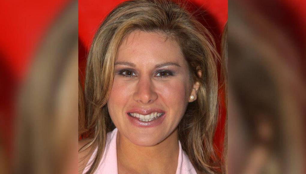 El programa Primer Impacto dio a conocer el fallecimiento de su excolaboradora, la mexicana Yovanka Sánchez por complicaciones de salud debido al cáncer de seno que padecía.