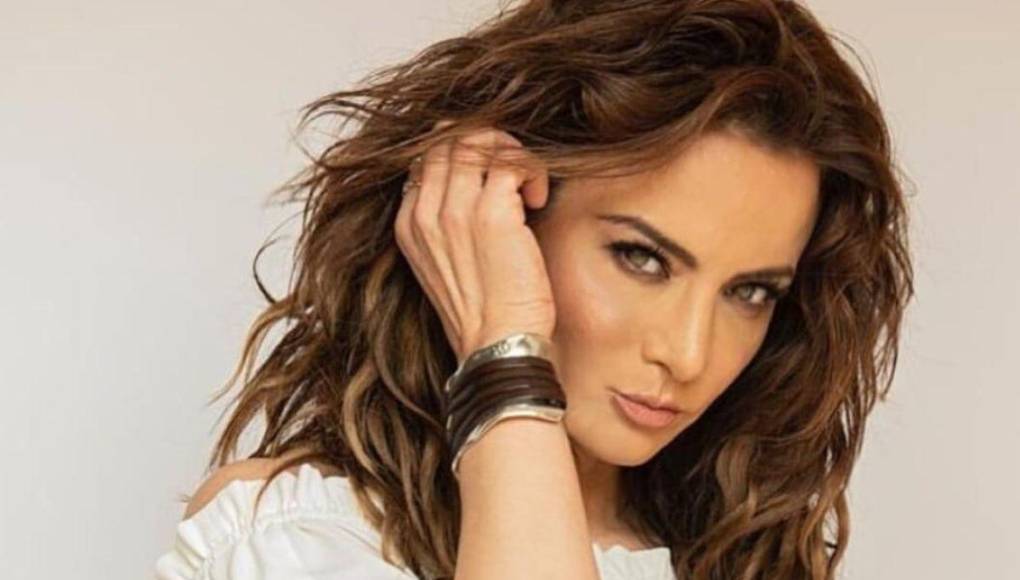 Luego de su publicación, Silvia comenzó a tener mensajes al respecto como: “Eso es un secreto a voces. Ella debería de salir de ese closet ya”, “No entendí. ¿Son pareja o amigas? Porque yo adoro a mis amigas, pero no les digo que las amo, aunque las amé y tampoco las abrazo como a un novio, en fin”.