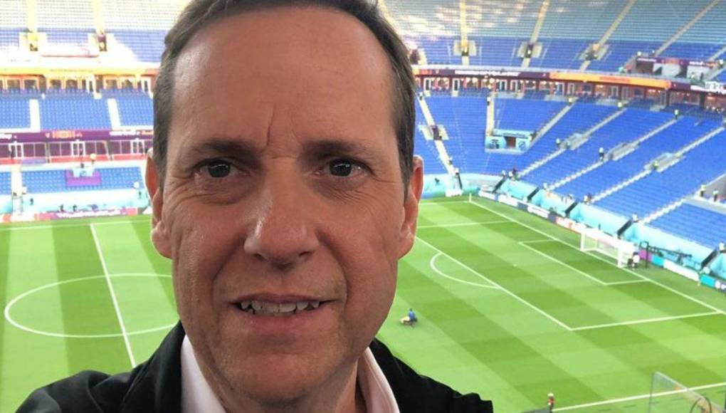 Así lucía no hace mucho el famoso periodista mexicano Paco Villa.