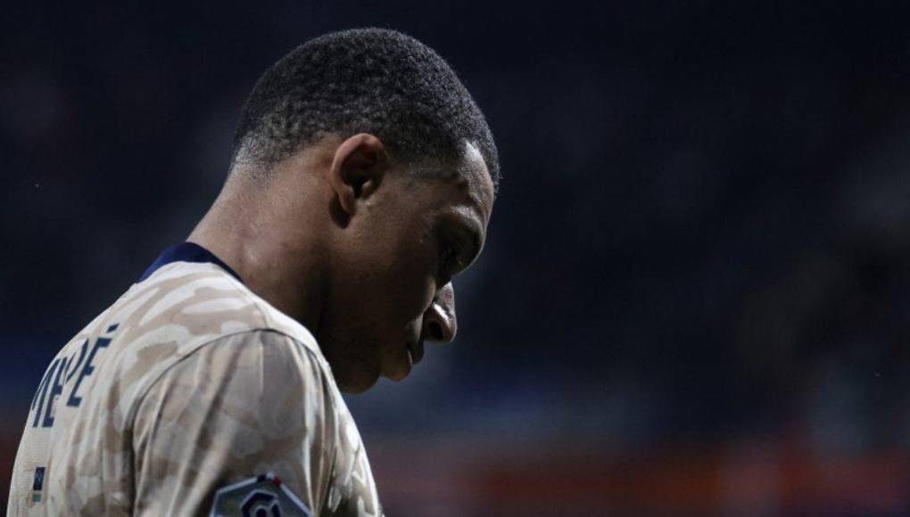 Según fuentes cercanas a la negociación, el contrato de Mbappé rondaría un salario neto anual que oscila entre 15 y 20 millones de euros, además de bonificaciones por cumplimiento de objetivos.