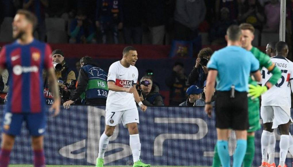 El Barça se adelantó con un tanto de Raphinha (12), pero Ousmane Dembélé (40), Vitinha (54) y Kylian Mbappé (de penal 61, 88) dieron la vuelta al partido, dejando el global de la eliminatoria 6-4 para el PSG.