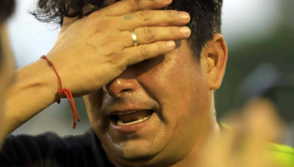  La razón de la renuncia de Tilguath fue porque el técnico está inconforme con la forma de trabajar de un miembro del cuerpo administrativo del Génesis.