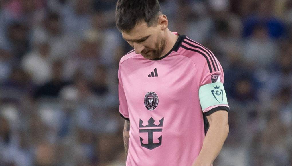 Los Rayados del Monterrey mexicanos vencieron este miércoles con autoridad, 3-1 al Inter Miami de Lionel Messi para clasificarse a las semifinales de la Copa de Campeones de la Concacaf.