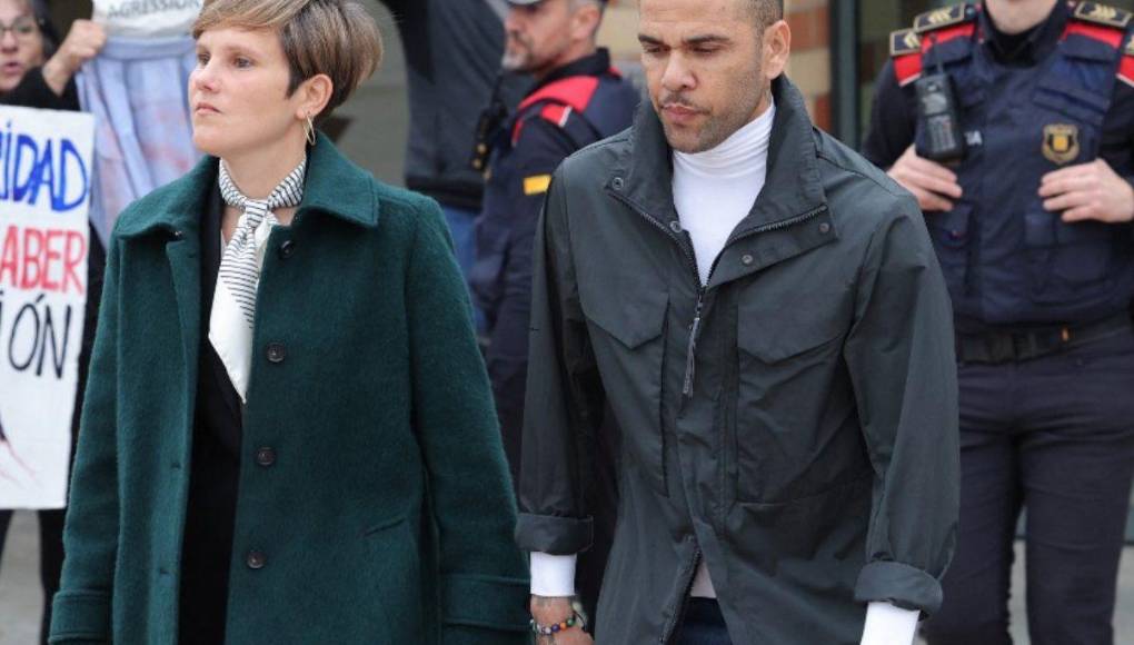 Dani Alves prometió que no huirá del proceso por lo que señaló que no escapará.