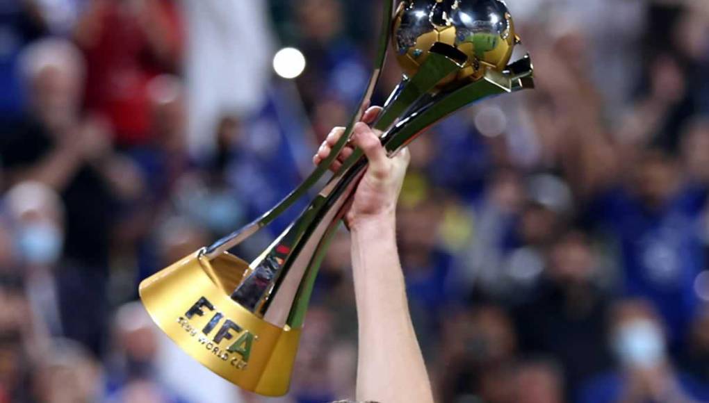 El cuadro de clasificados al Súper Mundial de Clubes 2025 se va completando, ya hay 27 de los 32 participantes para el torneo que se desarrollará en Estados Unidos. Qué equipos son y de qué modo se definen los demás cupos. Acá todos los detalles.