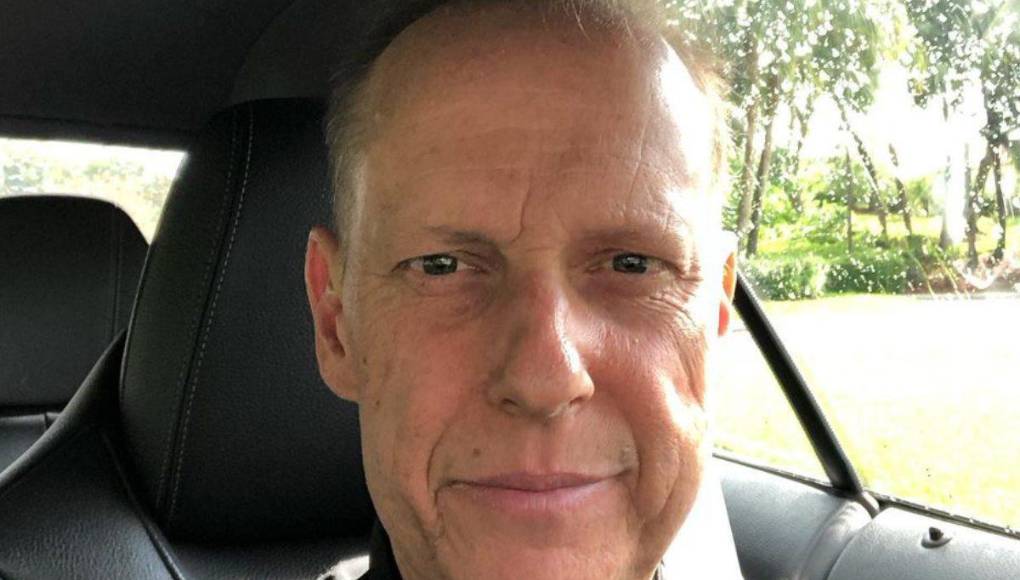 A lo largo de dicho programa, se abordaron temas deportivos, incluida la posible partida de Rodrigo Huescas del club azul, en compañía de exfiguras como Emanuel “Tito” Villa y el reportero de TUDN Adrián Esparza.