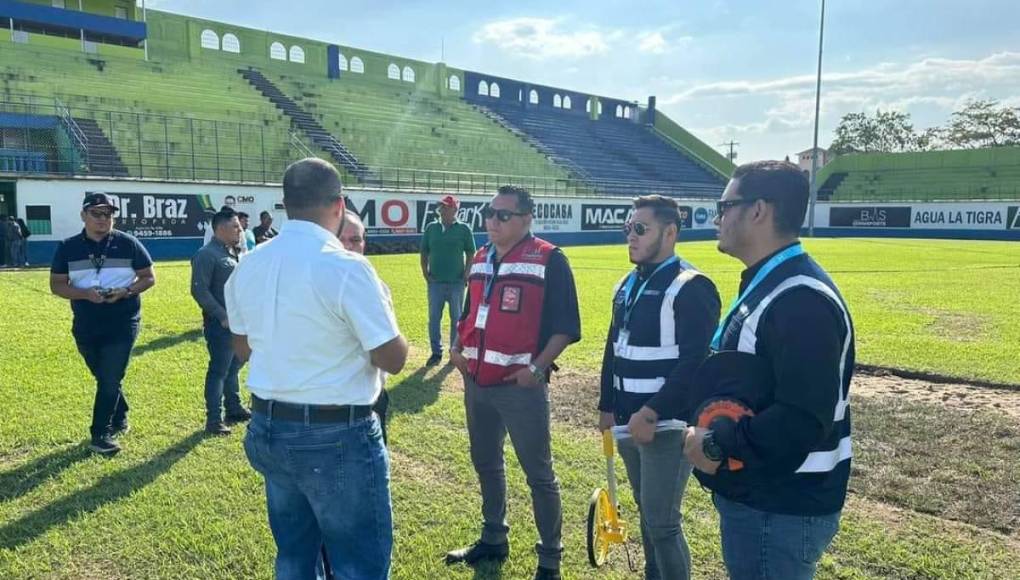 “El Colectivo Nacional del Deporte de la mano de la presidenta Xiomara Castro y con el apoyo del comisionado de CONDEPOR, Mario Moncada, estamos cambiando el rostro del fútbol hondureño”, publicó en sus redes sociales el Colectivo Nacional del Deporte.