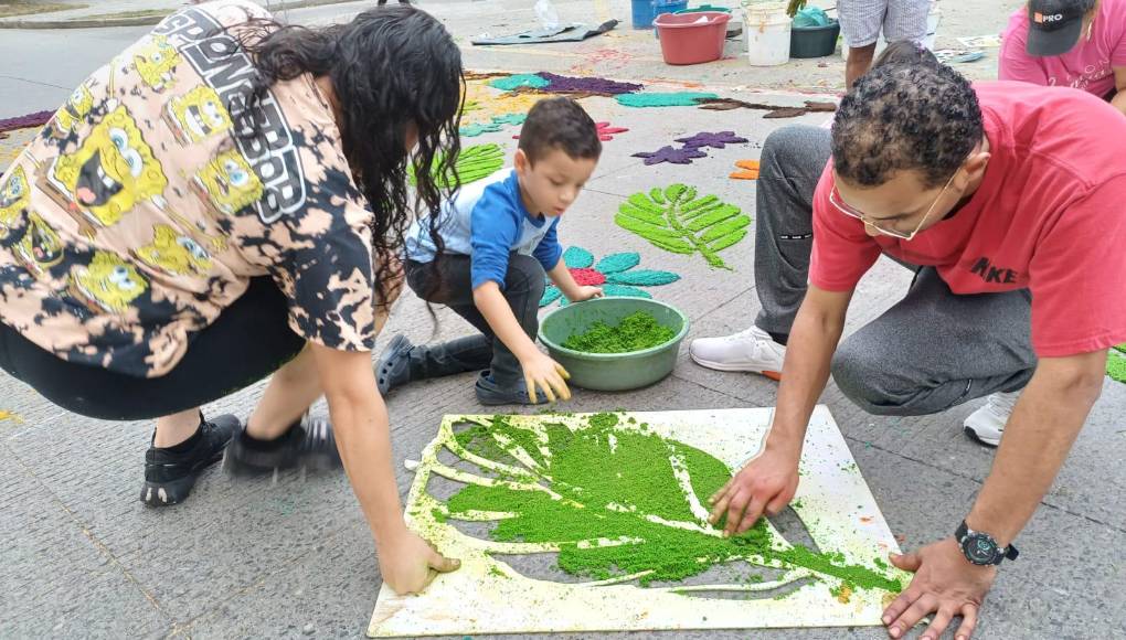 FOTOS: Viacrucis conmueve corazones en San Pedro Sula