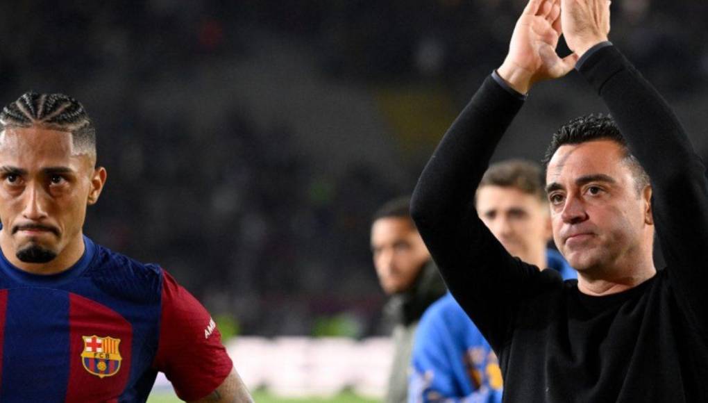 Los jugadores le señalaron a Xavi que deseaba que siguiera en el banquillo para la próxima campaña y fue una rzón de peso.