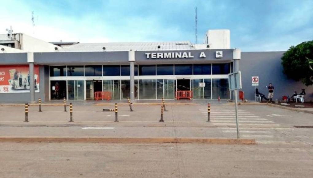 Resurge del lodo la terminal A del aeropuerto Ramón Villeda Morales