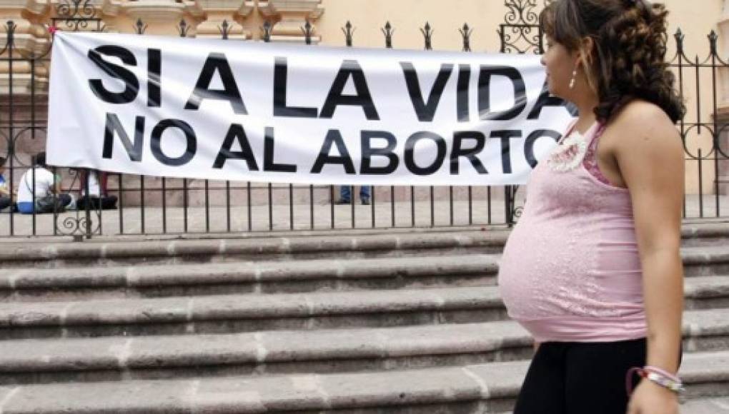 Aborto en Honduras seguirá siendo un crimen