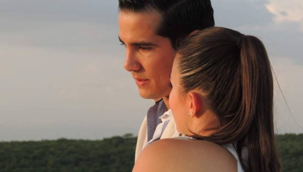 Cansada de tener novio a escondidas