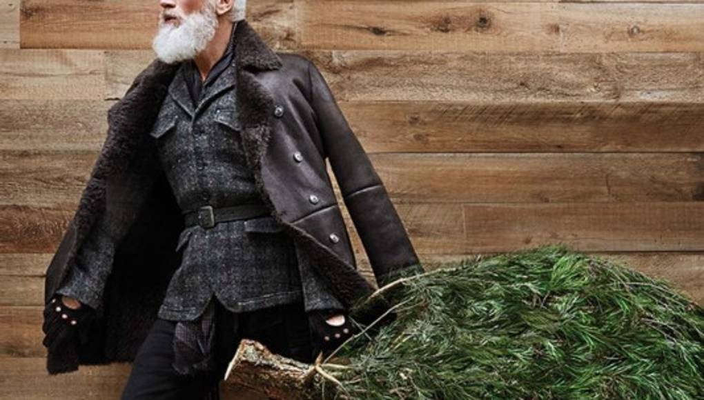 El Santa Claus sexi alborota de nuevo las redes